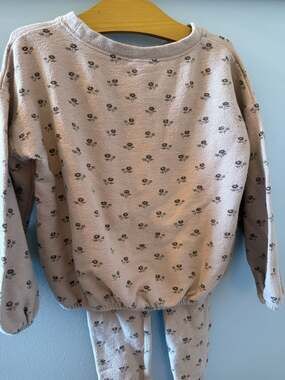 Rylee + Cru Spongey Knit Floral Long Sleeve Top and Leggings Set